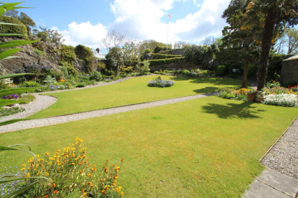 Mount Stone Road, Plymouth